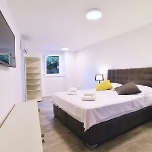  Apartament Pia Volosko,