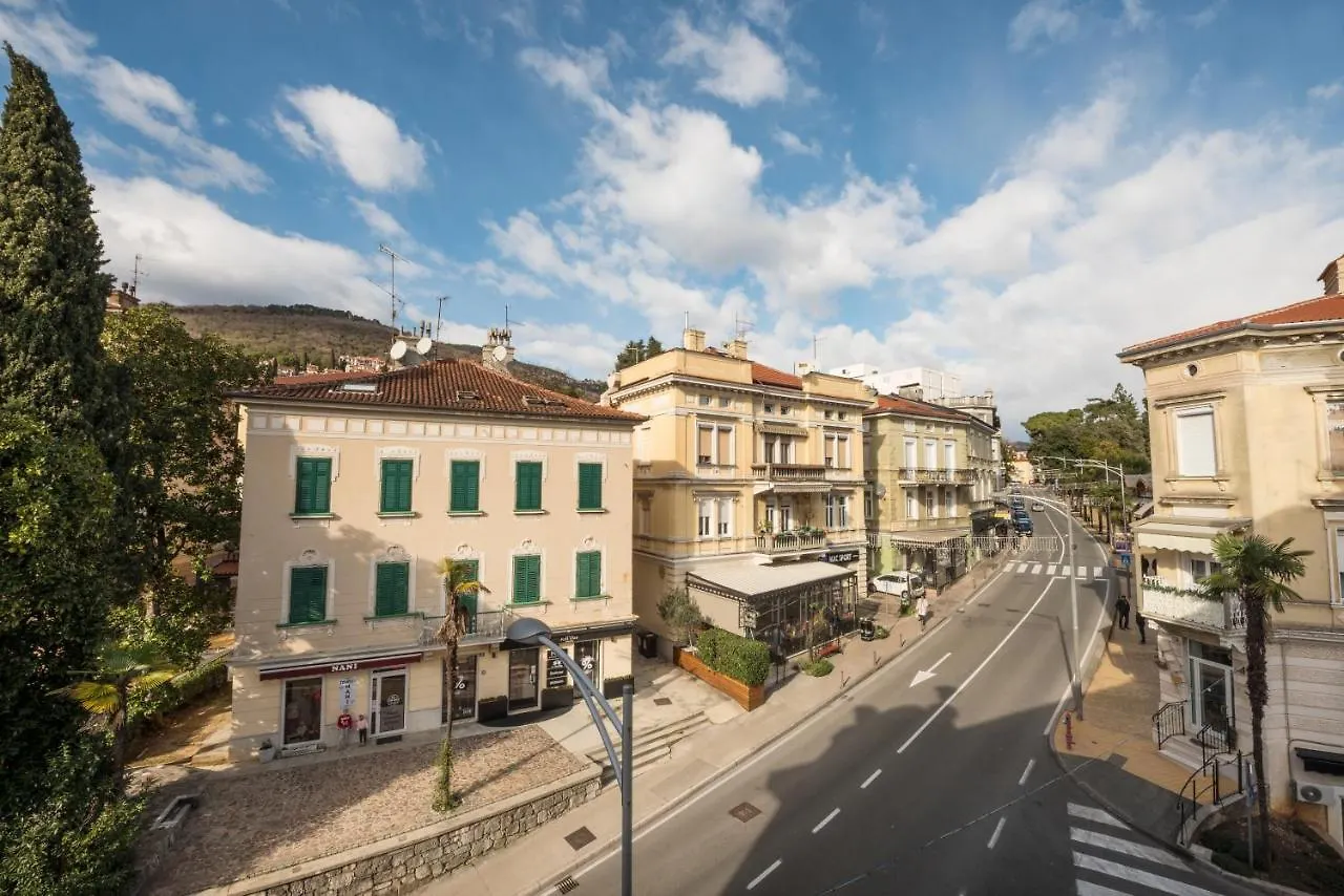 Apartments Villa Devana 2 Opatija