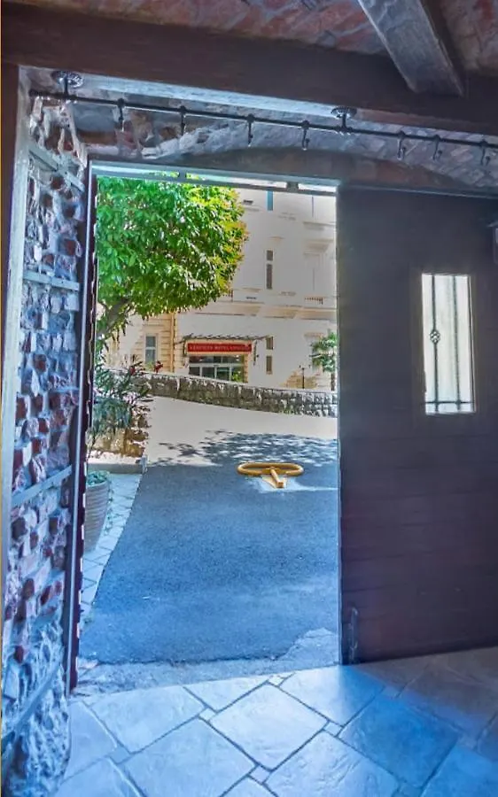 Apartments Villa Devana 2 Opatija 0*,